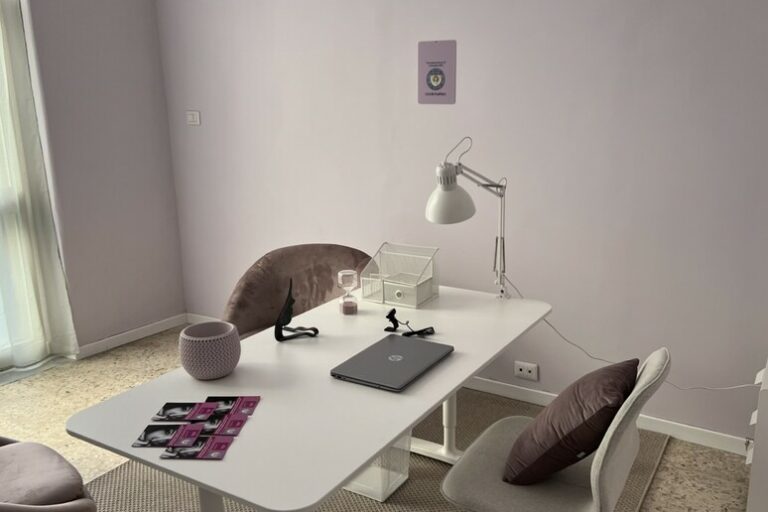 Napoli, inaugurata nuova stanza per le donne vittime di violenza nella caserma Podgora