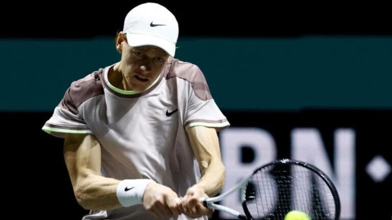 Sinner trionfa a Rotterdam, battuto in finale De Minaur: è n.3 al mondo