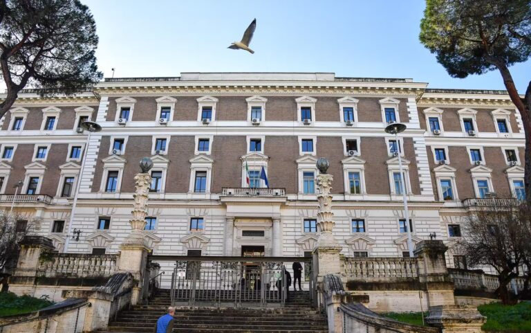 Viminale alza il livello di allerta, Comitato sicurezza. “Dopo Mosca aumentato il monitoraggio contro i rischi”