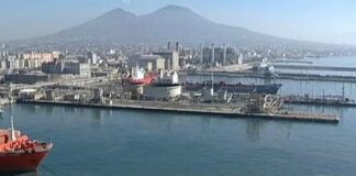 Porto di Napoli, marinaio di 45 anni muore schiacciato. Fit Cisl Campania: “Morte assurda, basta con i fiumi di parole”