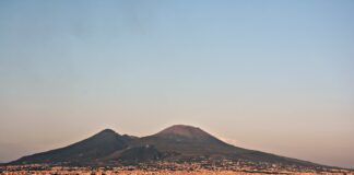 Vesuvio, a 80 anni dall’ultima eruzione: tre giornate dedicate a famiglie e studenti per conoscere il vulcano