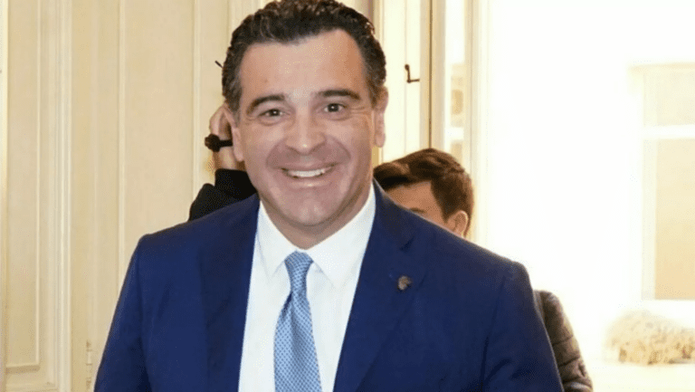 Corruzione ad Avellino, arrestato il sindaco dimissionario Gianluca Festa: ai domiciliari anche il fratello consigliere