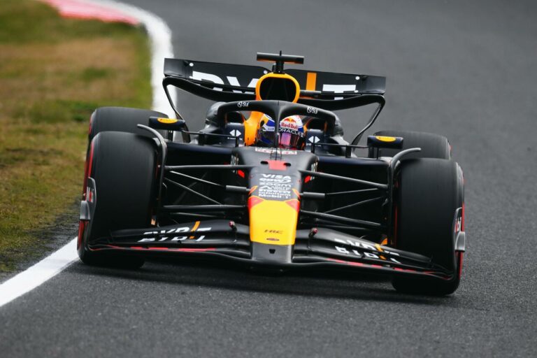 F1 GP Giappone, vince Verstappen: Sainz 3° e Leclerc 4°