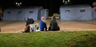 Sciame sismico ai Campi Flegrei: “150 scosse, la più forte di magnitudo 4.4”. Sgomberati 13 edifici, evacuato il carcere femminile