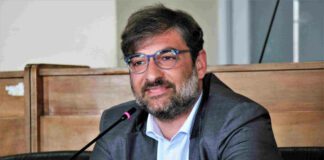 Aversa, Golia e company: “Matacena ha taciuto sui ricatti, la maggioranza si regge soltanto sulle potrone”