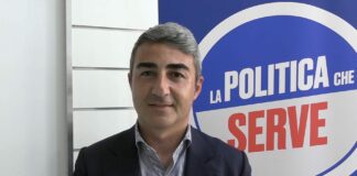 Aversa, De Michele: “Basta ingerenze politiche sulla dirigente D’Angelo, è una risorsa per la macchina amministrativa”