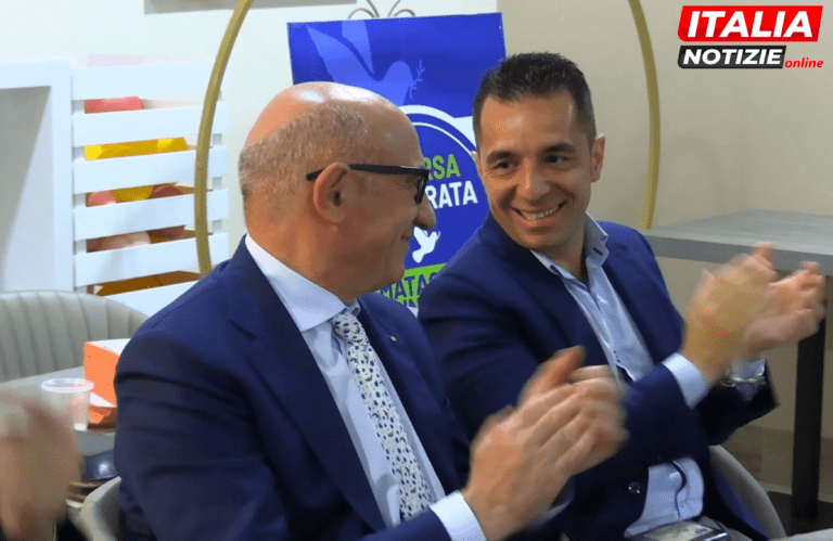 Aversa, 5 consiglieri d’opposizione chiedono l’assise sul rendiconto: “Innocenti lo tiri fuori dal cassetto”. E su Matacena: “È il responsabile del disastro”