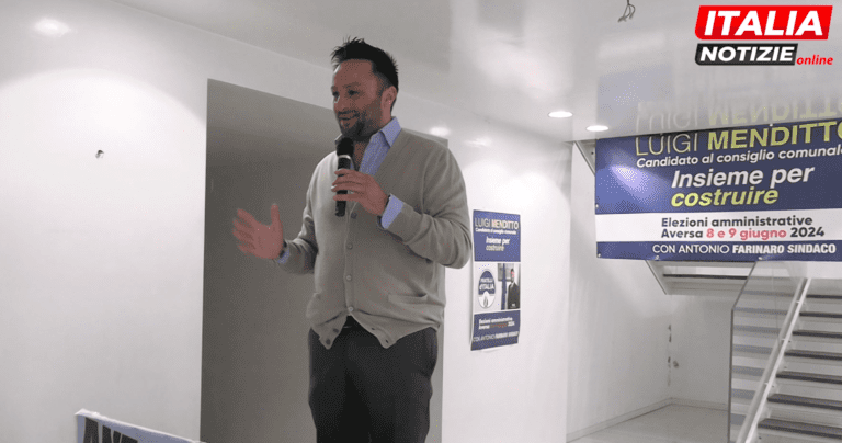 LE VIDEO INTERVISTE Aversa, bagno di folla all’inaugurazione del comitato elettorale di Menditto. Presenti Farinaro e Cangiano