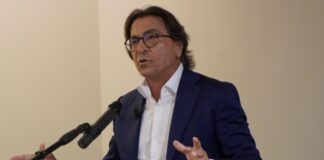 Comunali Aversa, i meloniani non seguono Oliva. Lista affidata a Pagano: “Sarà molto competitiva”. E fa discutere il logo dell’ex FdI