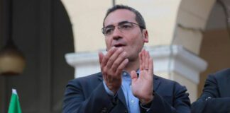 Cerreto (FdI) chiude con un bagno di folla la campagna elettorale: “Renderemo l’Italia sempre più protagonista in Europa”