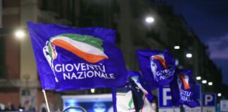 Gioventù Nazionale di FdI nella bufera dopo inchiesta di Fanpage, tra saluti romani e inni al duce. Le opposizioni attaccano