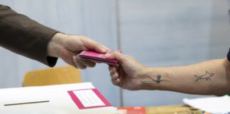 Elezioni europee, seconda proiezione: FdI primo al 28,5%, Pd cresce al 23,7%. Affluenza al 49,49%