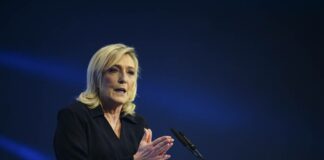 Francia, nuova tegola su Le Pen: aperto fascicolo per finanziamenti illeciti