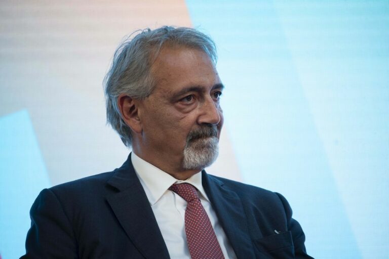 Centrodestra diviso sull’autonomia: dubbi anche per Rocca, si allarga il fronte del no