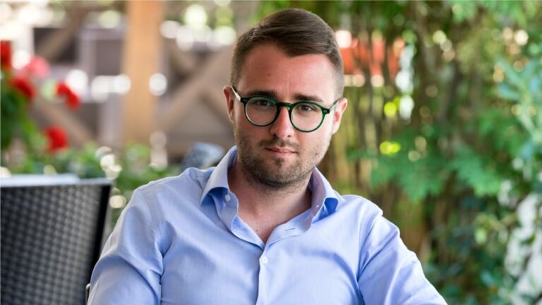Regionali: il rinnovamento del Pd Caserta passa per i giovani come Schiavone, basta con i dinosauri della prima Repubblica