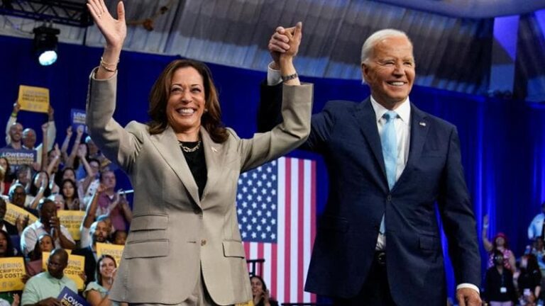 Usa 2024, pronta la Convention democratica: Biden passa il testimone a Harris