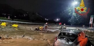 Maltempo in Campania, la Regione chiede lo stato d’emergenza: “Gravissimi disagi famiglie con case danneggiate o inagibili”