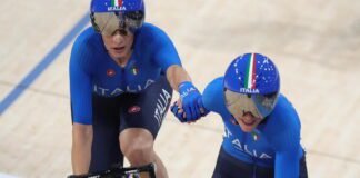 Olimpiadi di Parigi 2024, Consonni e Guazzini oro nella Madison di ciclismo su pista. Impresa Battocletti: è argento nei 10.000 donne
