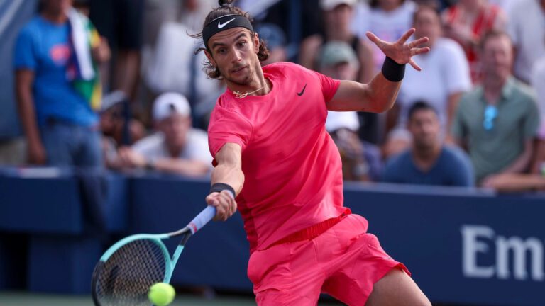 Tennis Us Open, Musetti ko al 3° turno. Fuori anche Djokovic