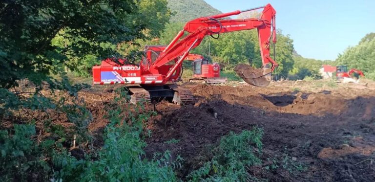 San Felice a Cancello, proseguono le ricerche dei due dispersi: la Procura apre fascicolo per disastro colposo