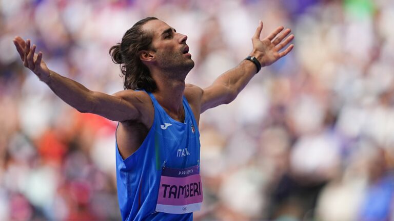 Olimpiadi di Parigi 2024, Tamberi in finale nel salto in alto: “Oggi è stata durissima, grazie a tutti”