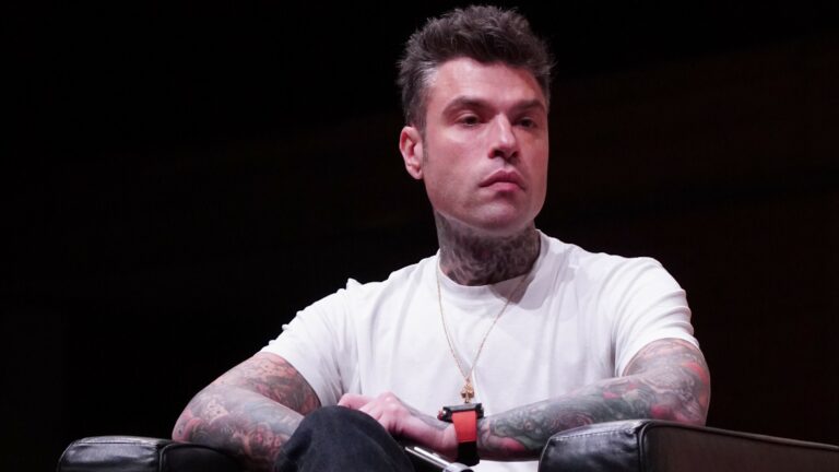 Inchiesta ultrà, Fedez in “rapporti” con il capo della curva del Milan