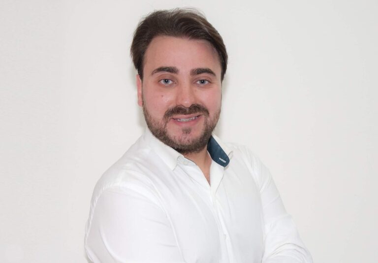 Cesa: Antonio Borzacchiello, candidato di Guida, assunto al comune di Mondragone grazie allo scorrimento delle graduatorie