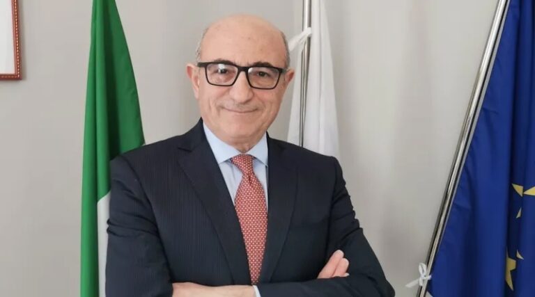 Aversa, Matacena cede al ricatto politico di Di Virgilio: a lui la delega all’Asi. Ma il “no” a De Gaetano indebolisce la maggioranza