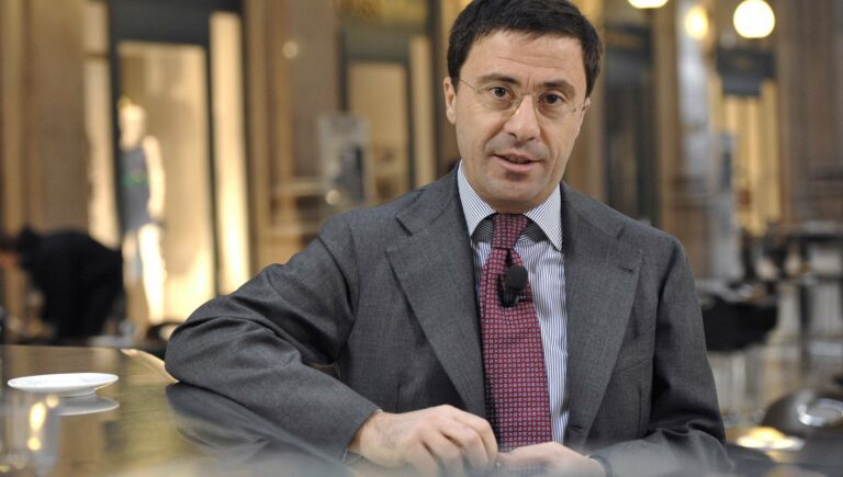 VIDEO INTERVISTA Italo Bocchino presenta il suo libro ad Aversa: “Vengono smontate tutte le fake news della sinistra”