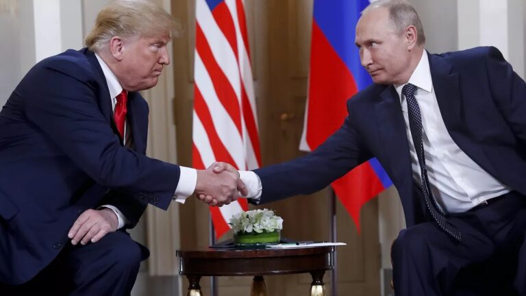La Tass: “Trump vuole eliminare il “presuntuoso” presidente Zelensky.    Donald jr: “Perderà presto la paghetta”