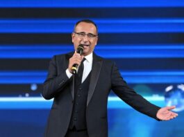 Sanremo, ecco i 30 big del Festival. L’annuncio di Carlo Conti: “La musica italiana va fortissimo grazie ai più giovani”