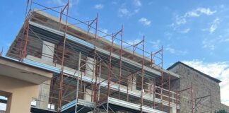 Cesa, traffico in tilt e cittadini intrappolati” in casa per i lavori all’abitazione del sindaco Guida