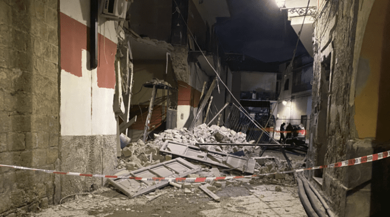 Orta di Atella, altre tre famiglie sgomberate da via Diaz. Intanto l’assessore Pellino pensa solo alla delega di vicesindaco