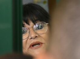 Prof arrestata a Castellammare, la coordinatrice della scuola: “Delusa dalle mamme, non dormo più la notte”