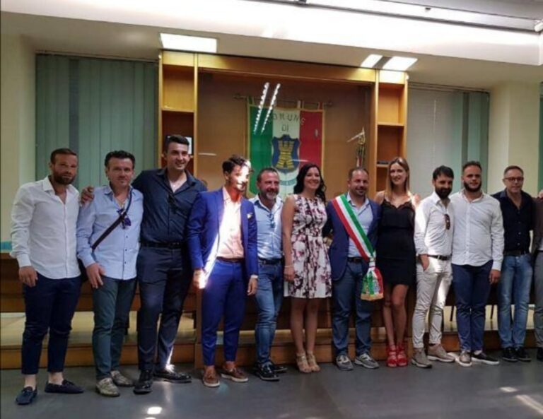 Orta di Atella, Santillo: “Problemi ereditati da scioglimento per camorra”. Accusati tutti i suoi alleati, per non parlare dello zio
