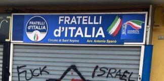 FOTO Raid contro la sede di Fratelli d’Italia di Sant’Arpino, Cerreto: “Vili intimidazioni”