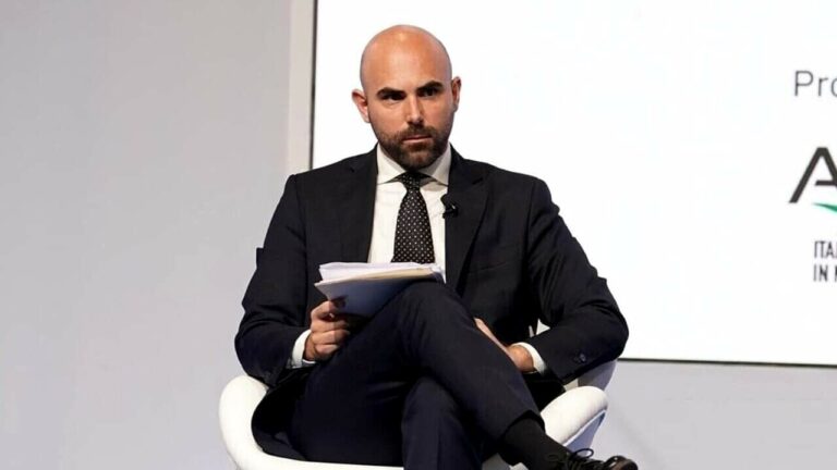 Omofobia, Ferrante: “Mozioni di Fi in tutti i comuni campani per debellare odio e garantire diritti”