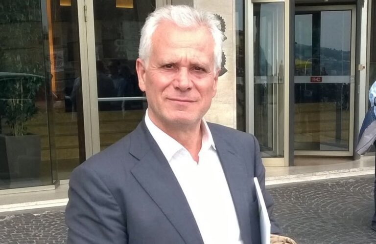 Cesa, Fiorillo chiede al giornalista De Michele di candidarsi alle comunali: “Assieme faremo grandi cose”