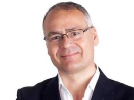 Orta di Atella, arrestato l’assessore Tonino Russo. Secondo i pm avrebbe chiesto 20mila euro per una licenza