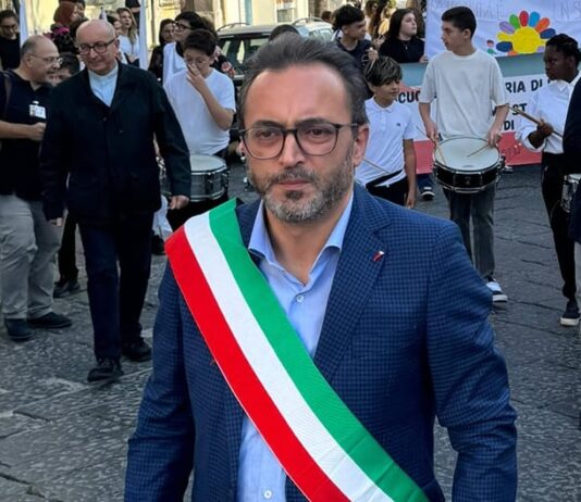 Orta di Atella a un bivio: ritorno ai tempi bui delle tangenti o spazzare via gli pseudo-politici del passato