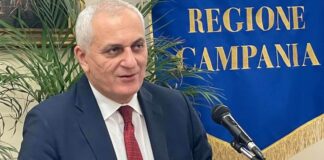 È ufficiale, Caputo aderisce a Forza Italia. Tajani: “Il centrosinistra non esiste più”. E lui: “Ho scelto la vera casa moderata”