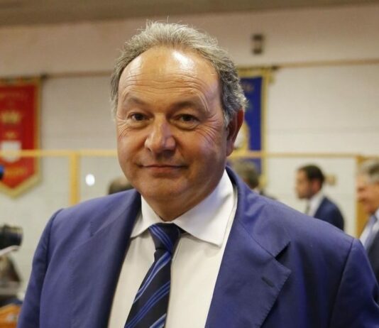 Cesa, i soliti due tavoli di Mangiacapra e il triplo gioco di Oliviero rischiano di rompere il giocattolo di Fiorillo