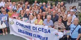 Cesa, 45mila euro per pagare il soggiorno anziani ai ricchi e ai parenti di Guida, Oliva e Borzacchiello. Stemma comunale usato per scopi politici