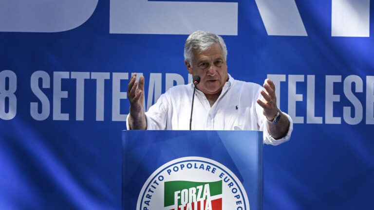 Fondi Safe, Tajani fa retromarcia: “Prenotati 14,9 miliardi”. Crosetto frena, stop della Lega