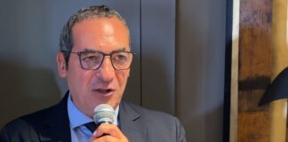 VIDEO Bagno di folla per Santangelo a Maddaloni, Cerreto: “Faremo un lungo percorso”. E su Piscitelli: “Uno se ne va, cento arrivano”