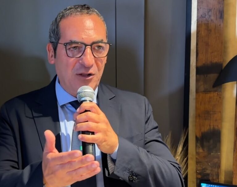 VIDEO Bagno di folla per Santangelo a Maddaloni, Cerreto: “Faremo un lungo percorso”. E su Piscitelli: “Uno se ne va, cento arrivano”