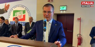 VIDEO Caserta, 1500 persone alla convention di Forza Italia. Zannini: “Si apre una nuova grande stagione”