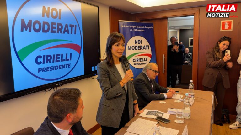 VIDEO Regionali, Carfagna a Caserta per la lista Noi Moderati: “Alleanza Pd-M5S truffa ai campani”. Casciello: “Saremo la sorpresa di queste elezioni”