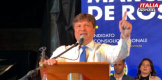VIDEO In migliaia al comizio di De Rosa a Casapesenna: “Provincia di Caserta come un comitato elettorale, denuncerò tutto”