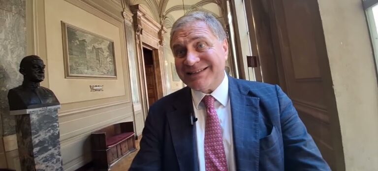 Regionali, il diktat di Graziano ai suoi: non votare per Sgambato. Il deputato disattende l’indicazione del partito, teme che Villano arrivi secondo